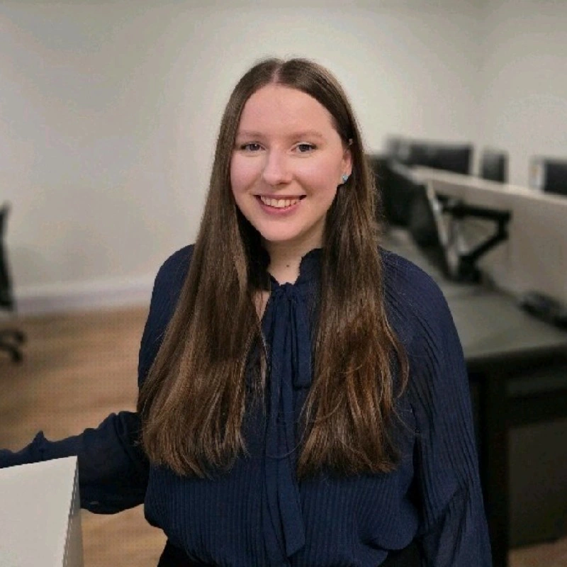 Holly Cairns
